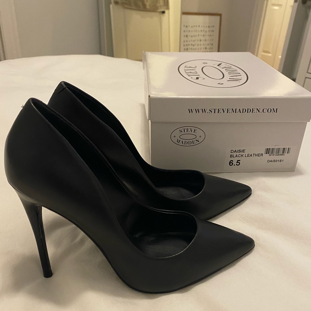 Steve Madden Heels - NEW